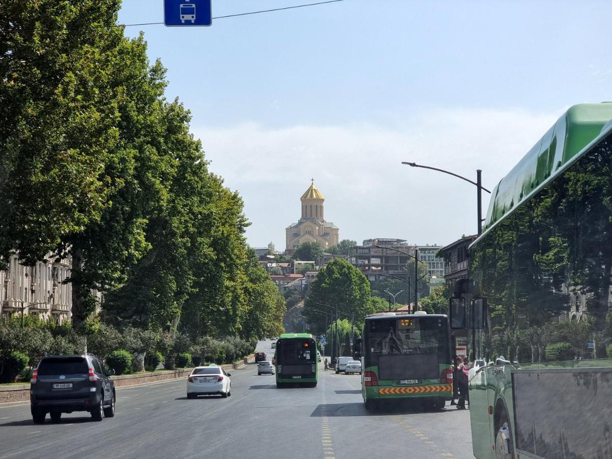 OLD TBILISI Freedom Square, Tbilisi Площадь Свободы Экстерьер фото